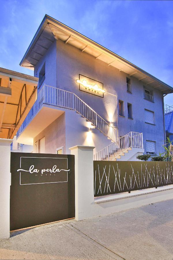 La Perla Hotel